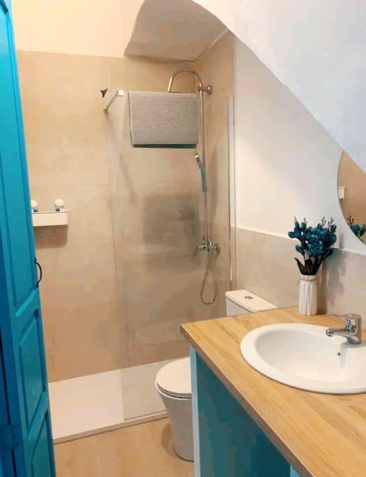 Apartamento En La Playa Las Arenas +Wifi+Ac บาเลนเซีย ภายนอก รูปภาพ
